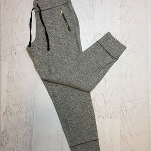 American Eagle joggers